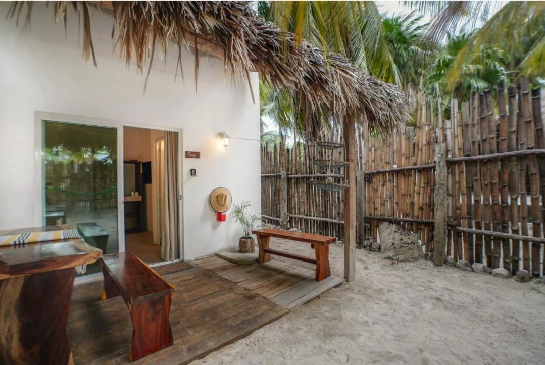 Flamingo - Casa Maria Bonita El Cuyo Hotel Kültér fotó